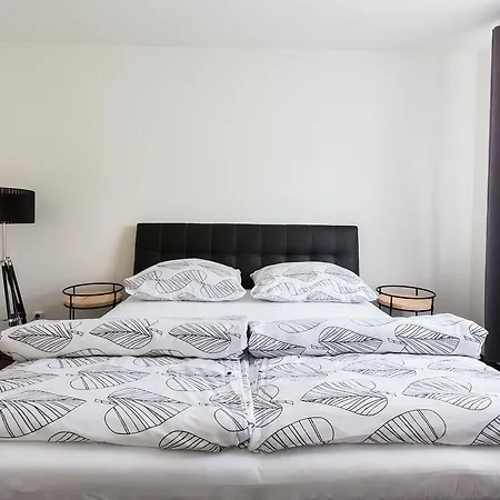 Jm Kramare - Free Parking Apartment